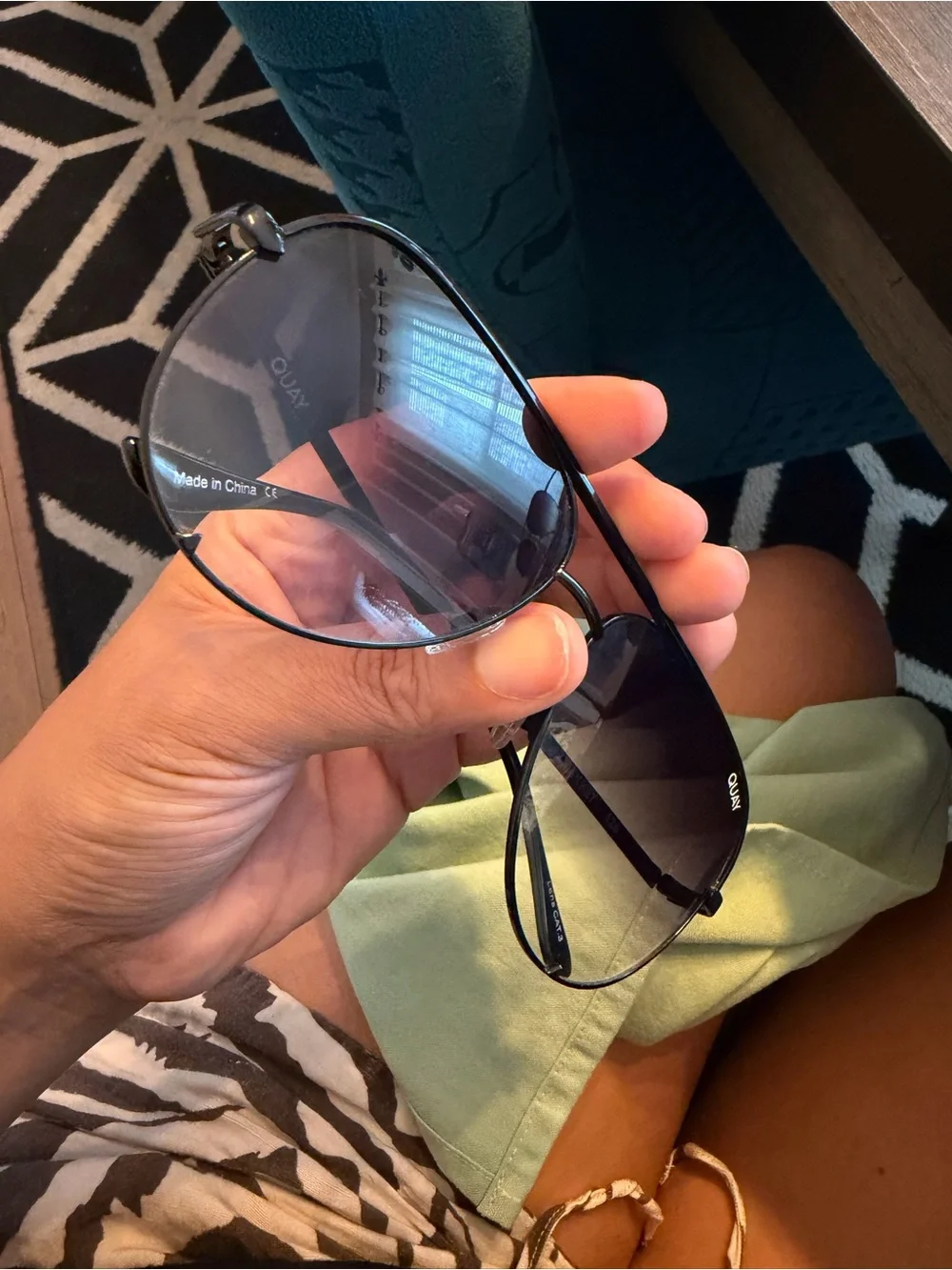 Quay Australia High Key Black Aviator Sunglasses Gradient Lens